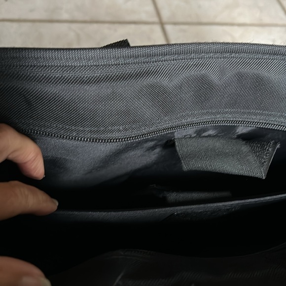 Black Vegan Leather and Nylon Computer Bag/Briefcase-Unused-Excellent Condition - Picture 12 of 15